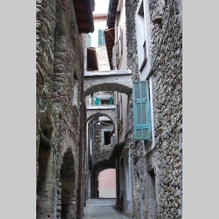 Alloggio Per Vacanze A Isolabona Luaran gambar