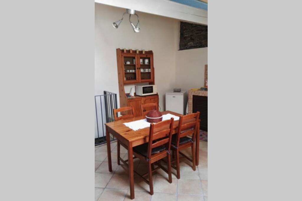 Alloggio Per Vacanze A Isolabona Luaran gambar